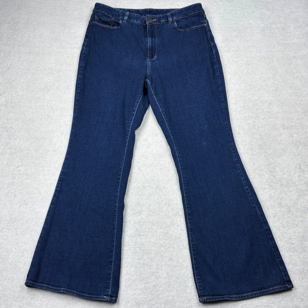 LL Bean Classic Fit Bootcut Jeans Womens 16 REG Dark Wash Stretch Flare Denim